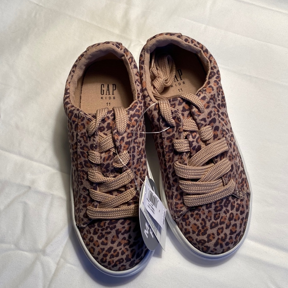 NWT GAP Kids Cheeta Sneakers